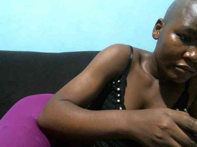 rakisha1 webcam