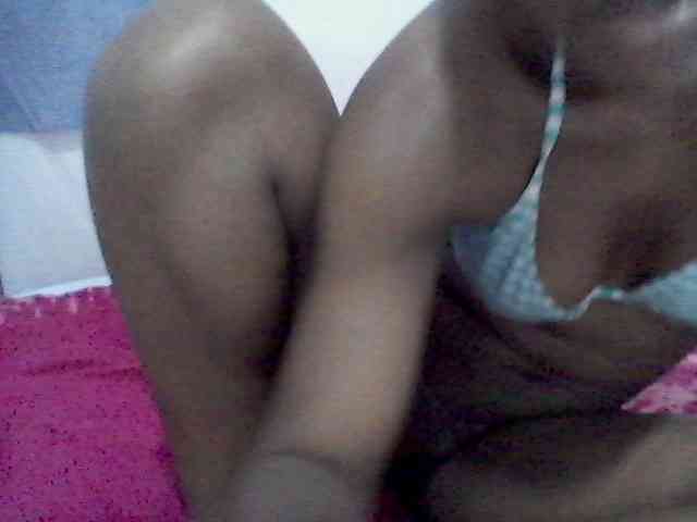 rakisha1 webcam