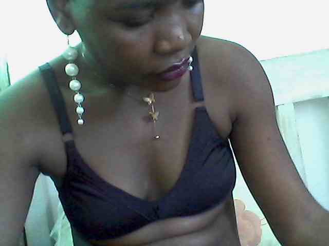 rakisha1 webcam