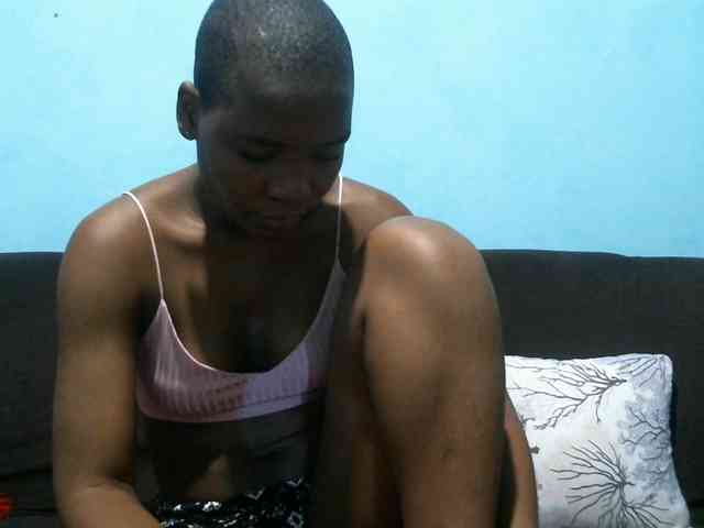 rakisha1 webcam