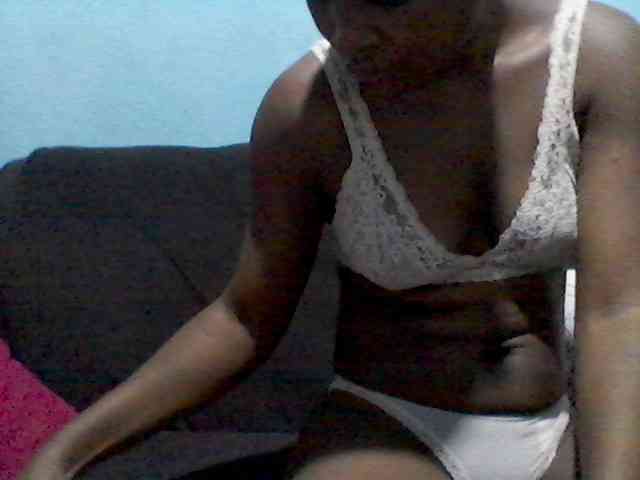 rakisha1 webcam
