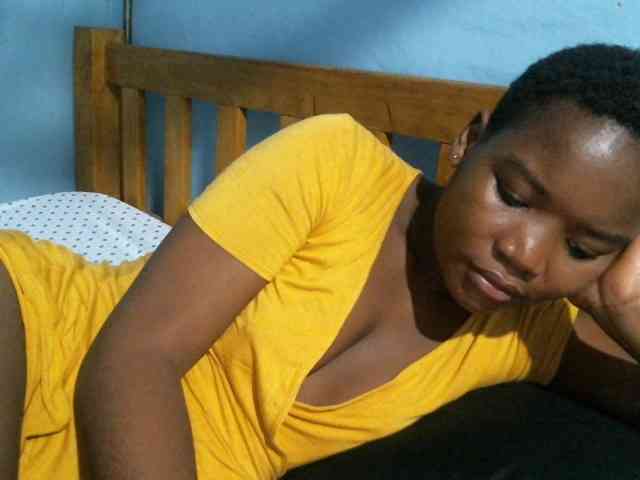 rakisha1 webcam