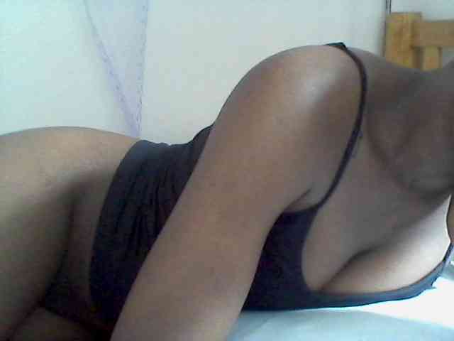 rakisha1 webcam
