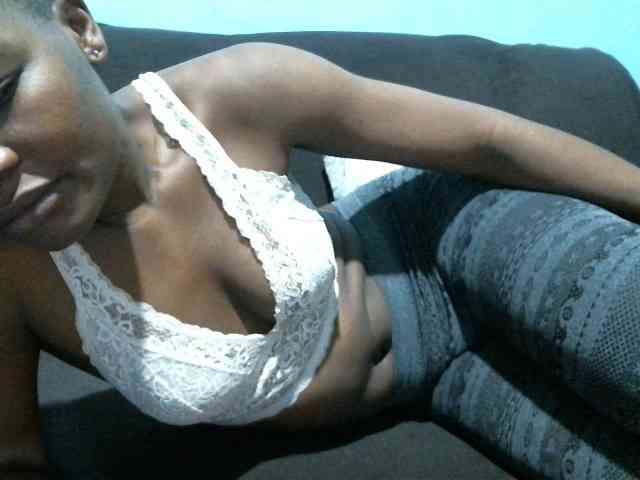 rakisha1 webcam