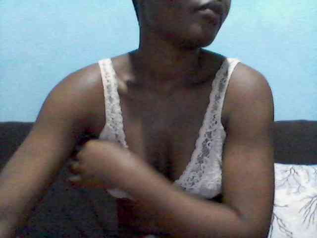 rakisha1 webcam