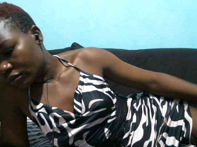 rakisha1 webcam