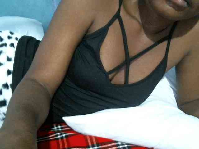 rakisha1 webcam