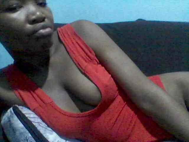rakisha1 webcam