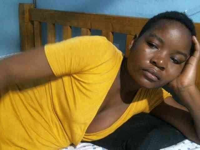 rakisha1 webcam
