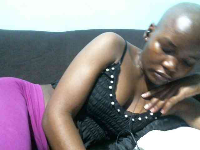 rakisha1 webcam