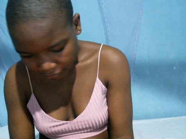 rakisha1 webcam