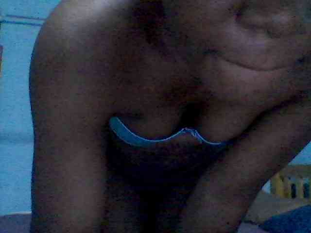 rakisha1 webcam