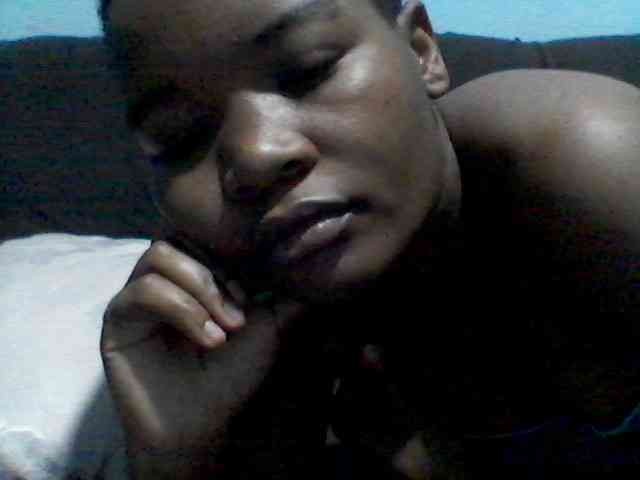 rakisha1 webcam