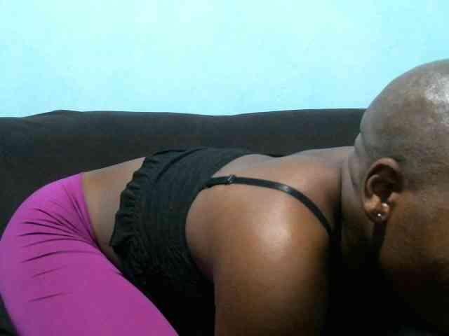 rakisha1 webcam