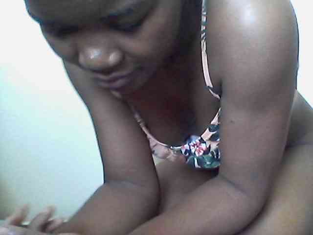 rakisha1 webcam