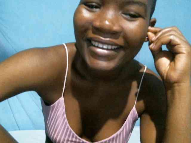 rakisha1 webcam
