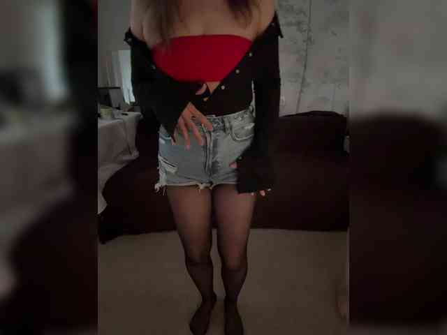 BumbleCrazzzy webcam