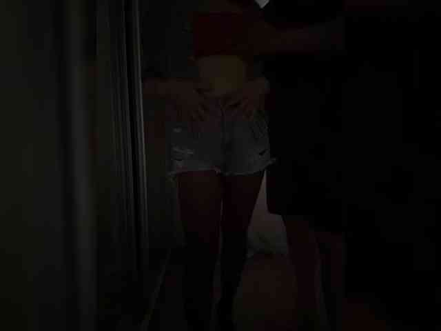 BumbleCrazzzy webcam