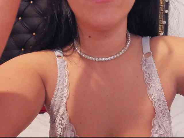 PreciousAilly webcam