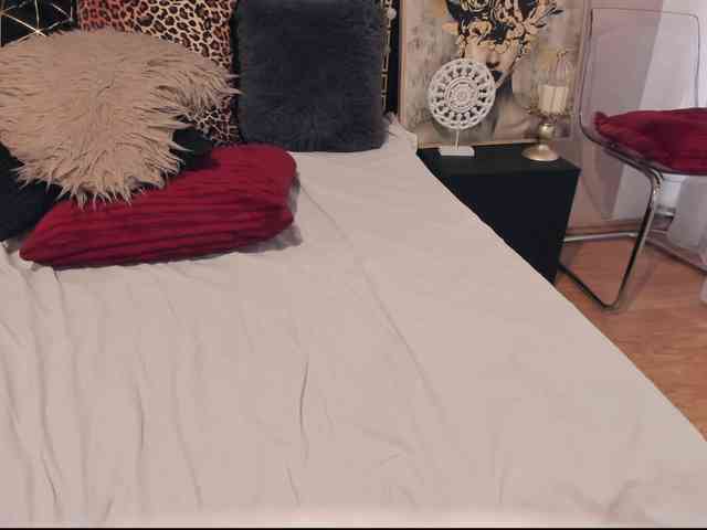 PreciousAilly webcam