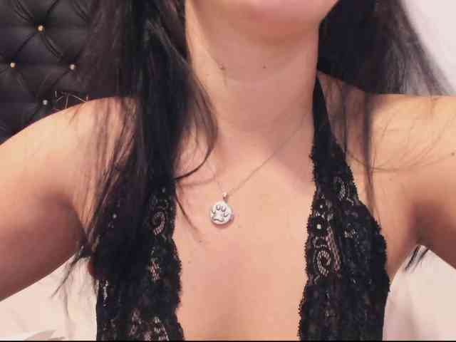 PreciousAilly webcam