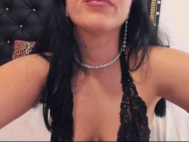 PreciousAilly webcam