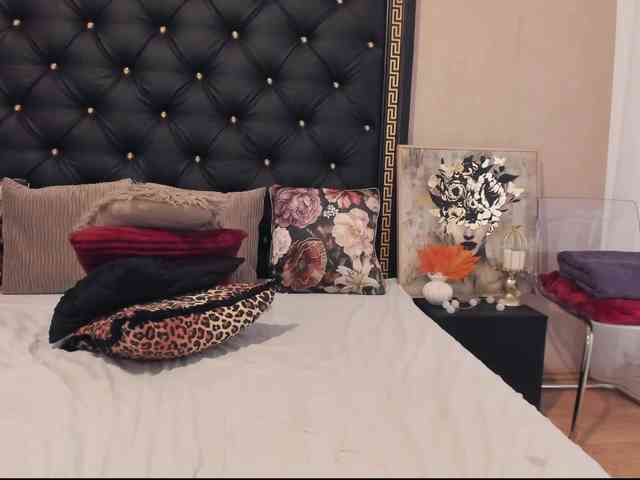 PreciousAilly webcam