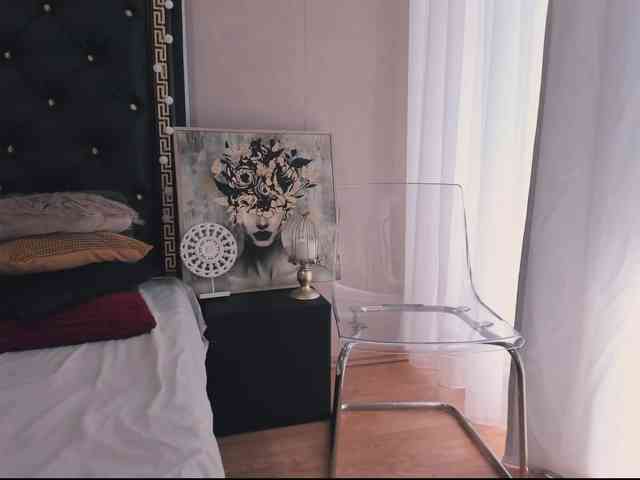 PreciousAilly webcam