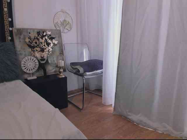 PreciousAilly webcam