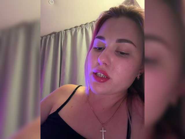 KateMid live cam on BongaCams