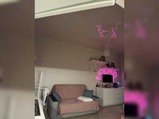 KateMid live cam on BongaCams