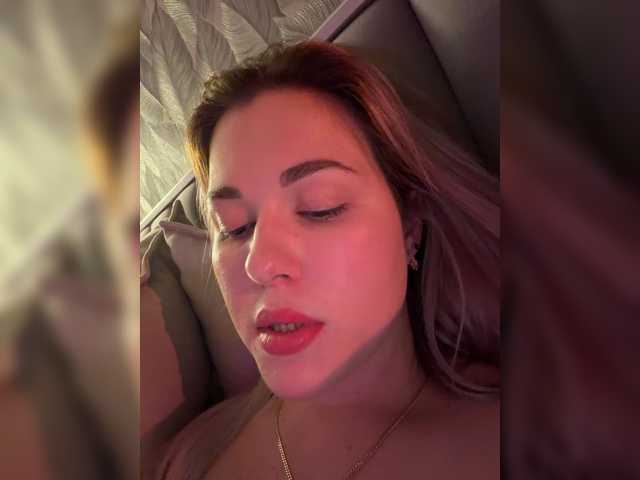 KateMid live cam on BongaCams