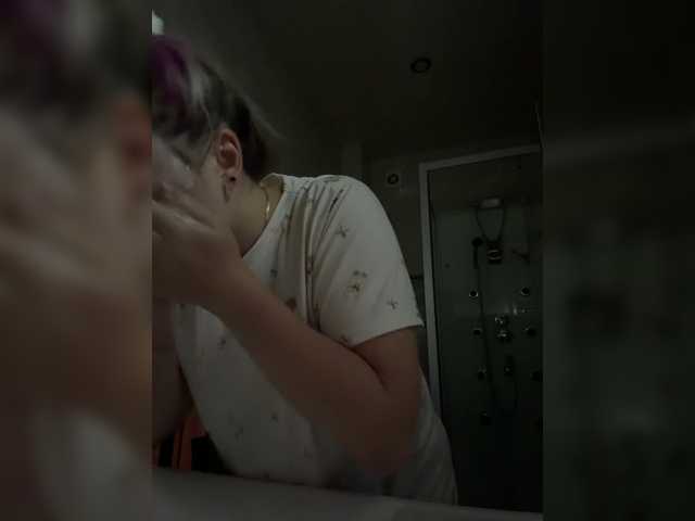 KateMid live cam on BongaCams