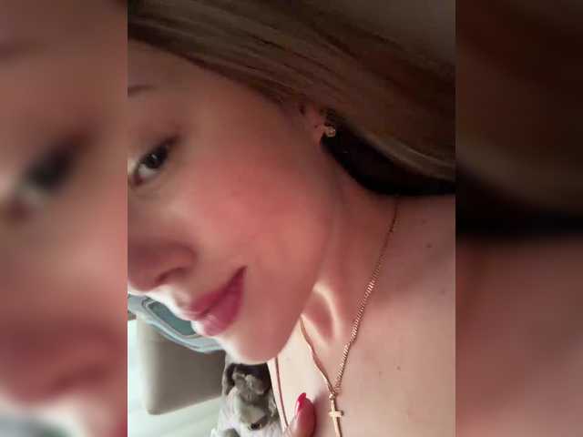 KateMid live cam on BongaCams