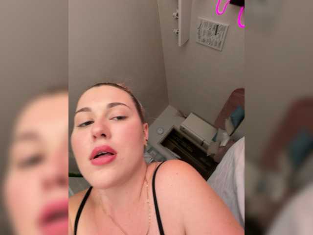 KateMid live cam on BongaCams