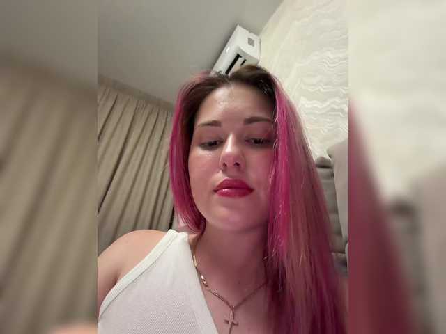 KateMid live cam on BongaCams