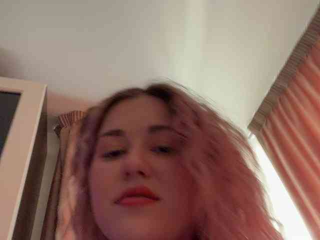 KateMid webcam