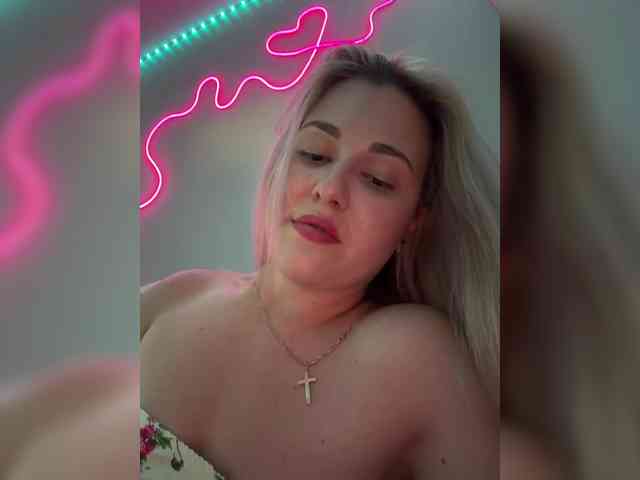 Model: KateMid