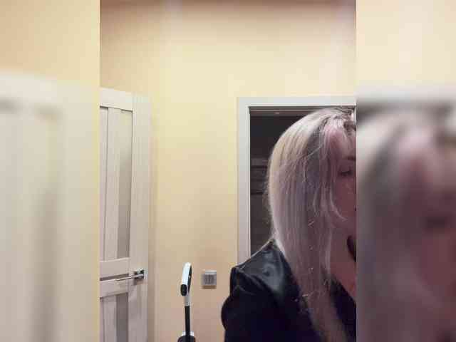 KateMid webcam