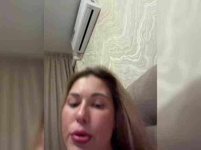 KateMid webcam