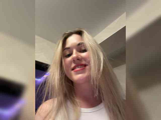 KateMid webcam