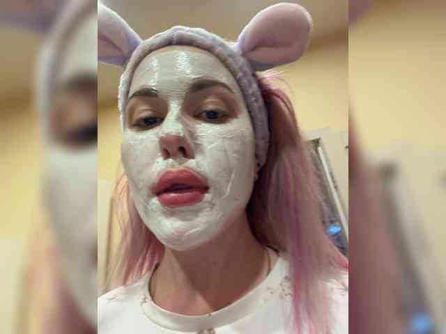 KateMid webcam