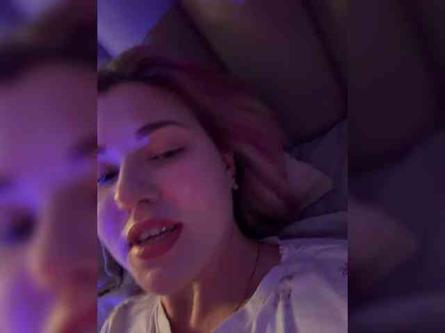 KateMid webcam
