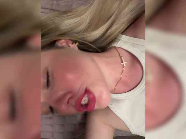 KateMid webcam