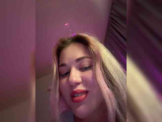KateMid webcam