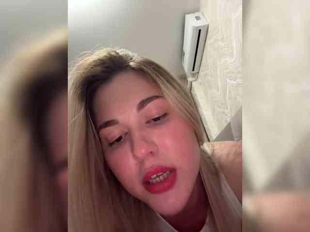 KateMid webcam