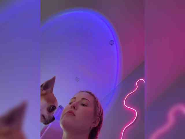 KateMid webcam