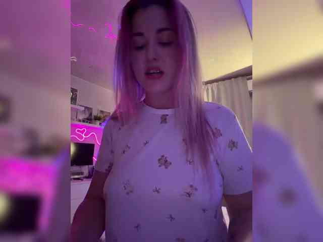 KateMid webcam