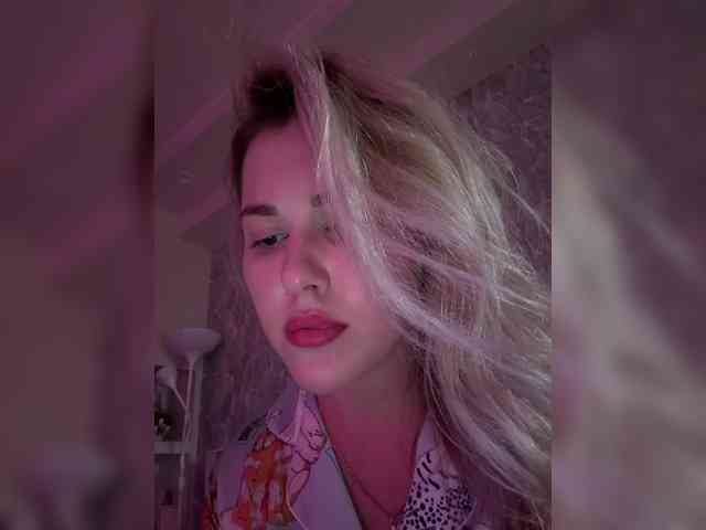 KateMid webcam