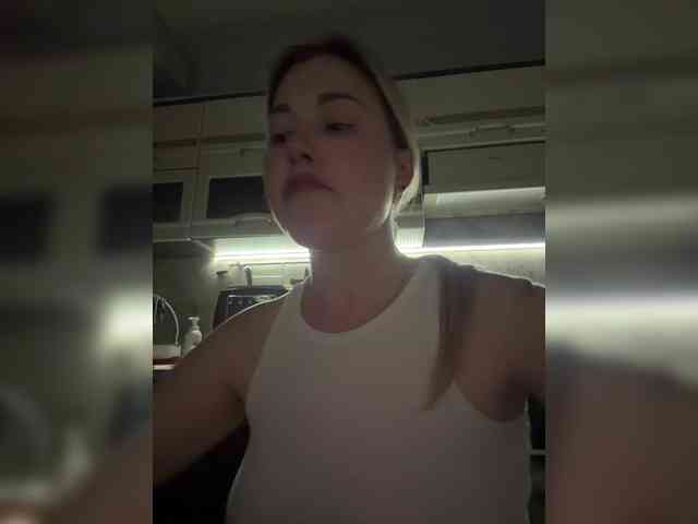 KateMid webcam
